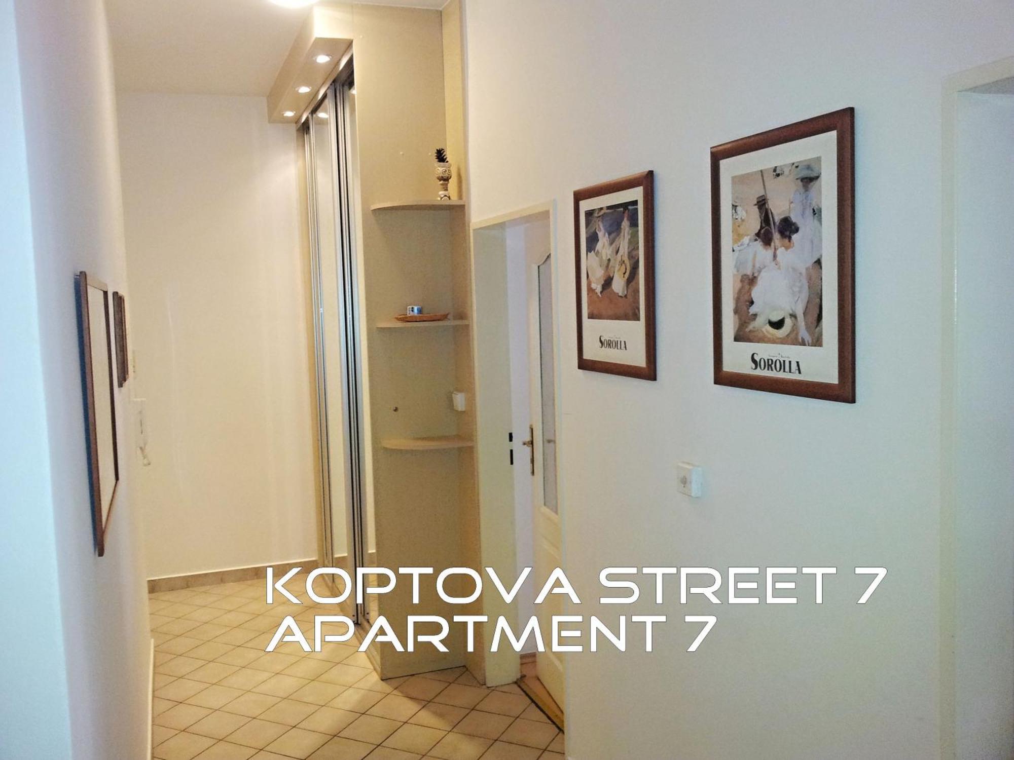 קרלובי וארי Holiday Apartments מראה חיצוני תמונה