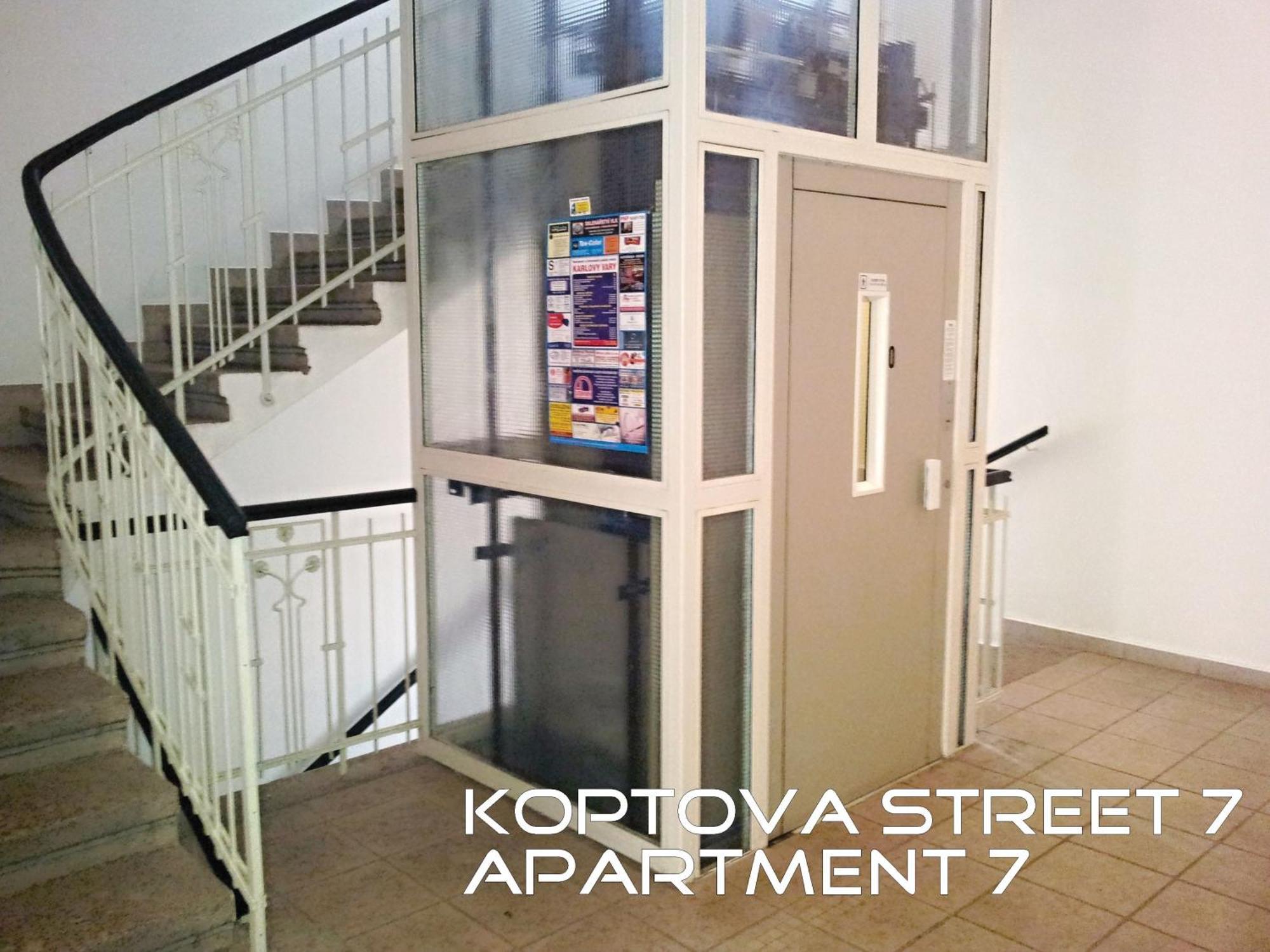 קרלובי וארי Holiday Apartments מראה חיצוני תמונה