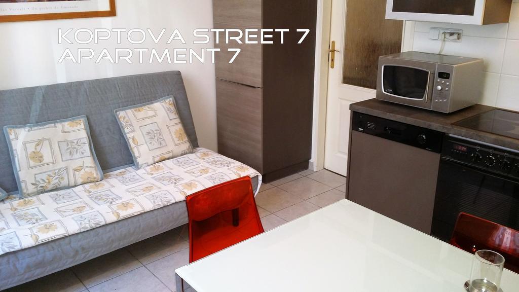 קרלובי וארי Holiday Apartments מראה חיצוני תמונה