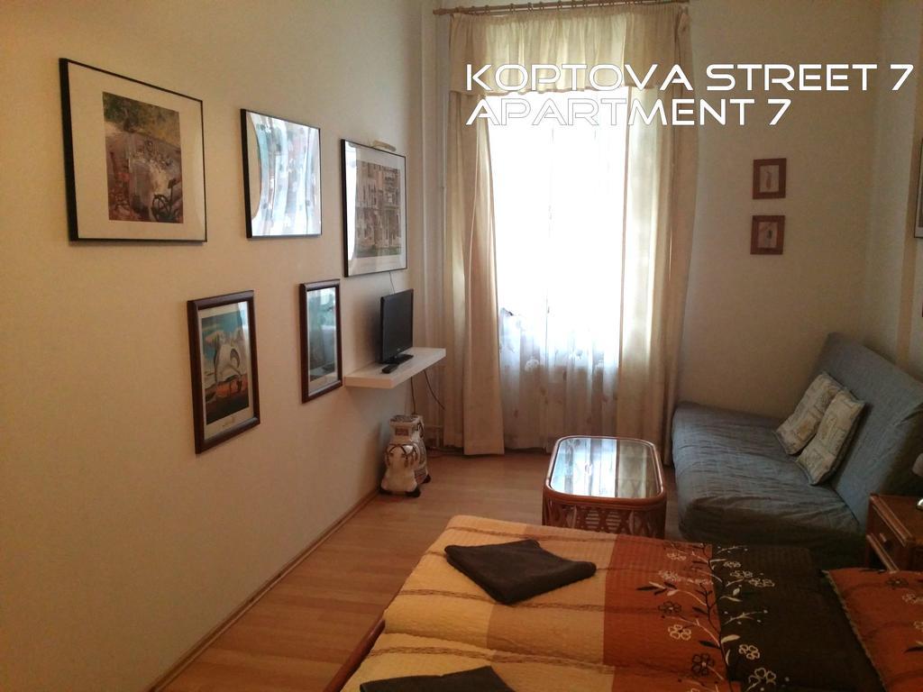 קרלובי וארי Holiday Apartments מראה חיצוני תמונה
